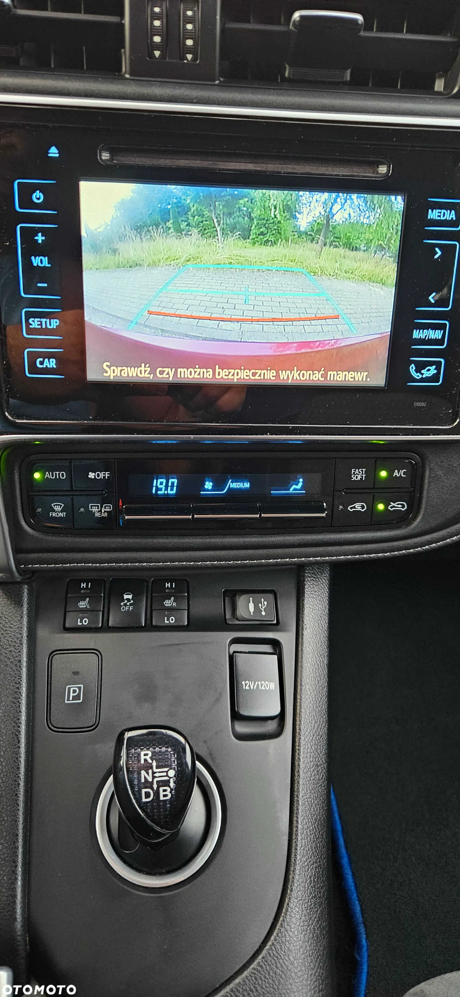 Toyota Auris 1.8 VVT-i Hybrid Automatik Edition-S - 15