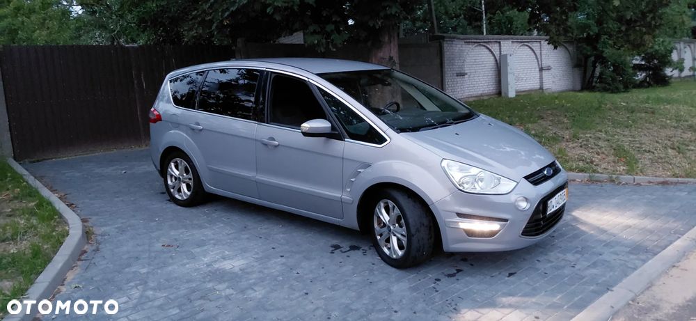 Ford S-Max - 16