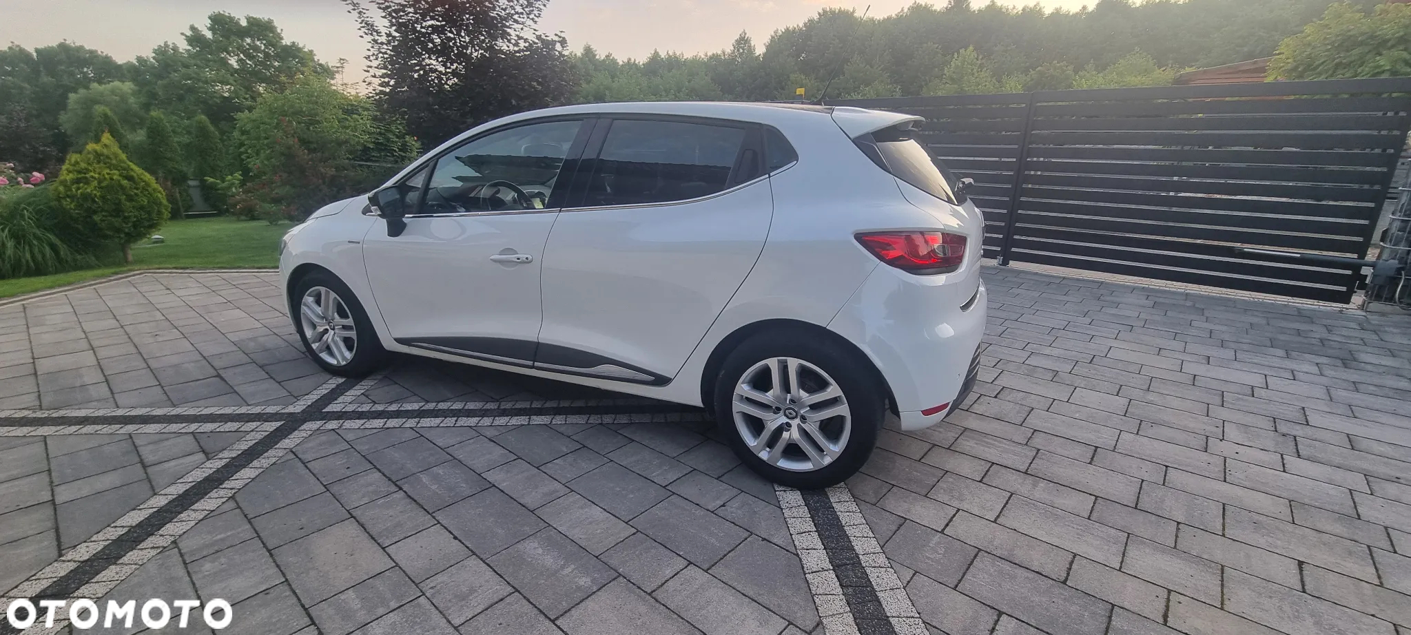 Renault Clio Energy dCi 110 Bose Edition - 4