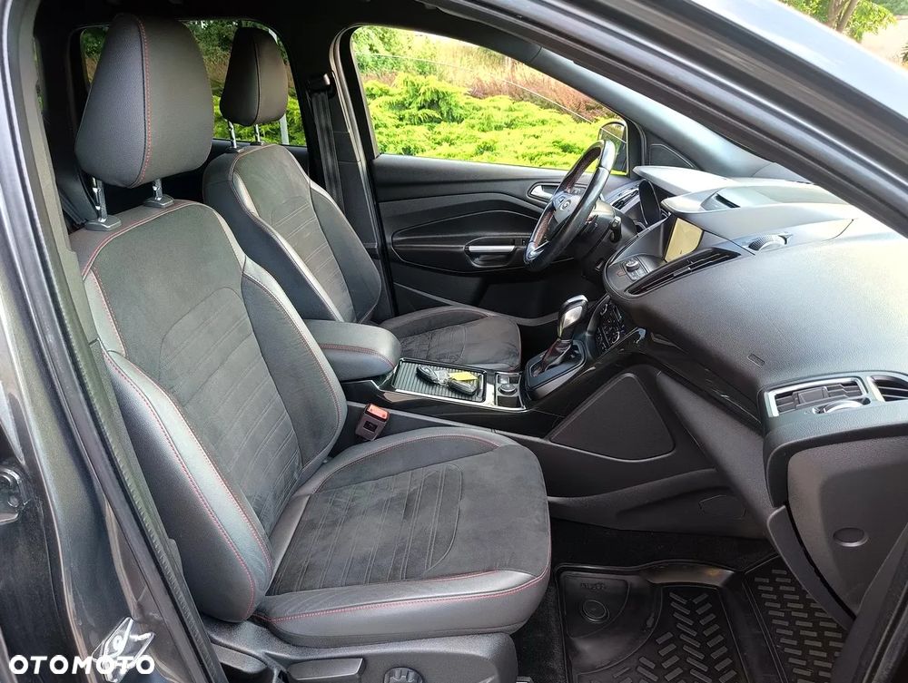 Ford Kuga 1.5 EcoBoost 4x4 ST-Line - 11