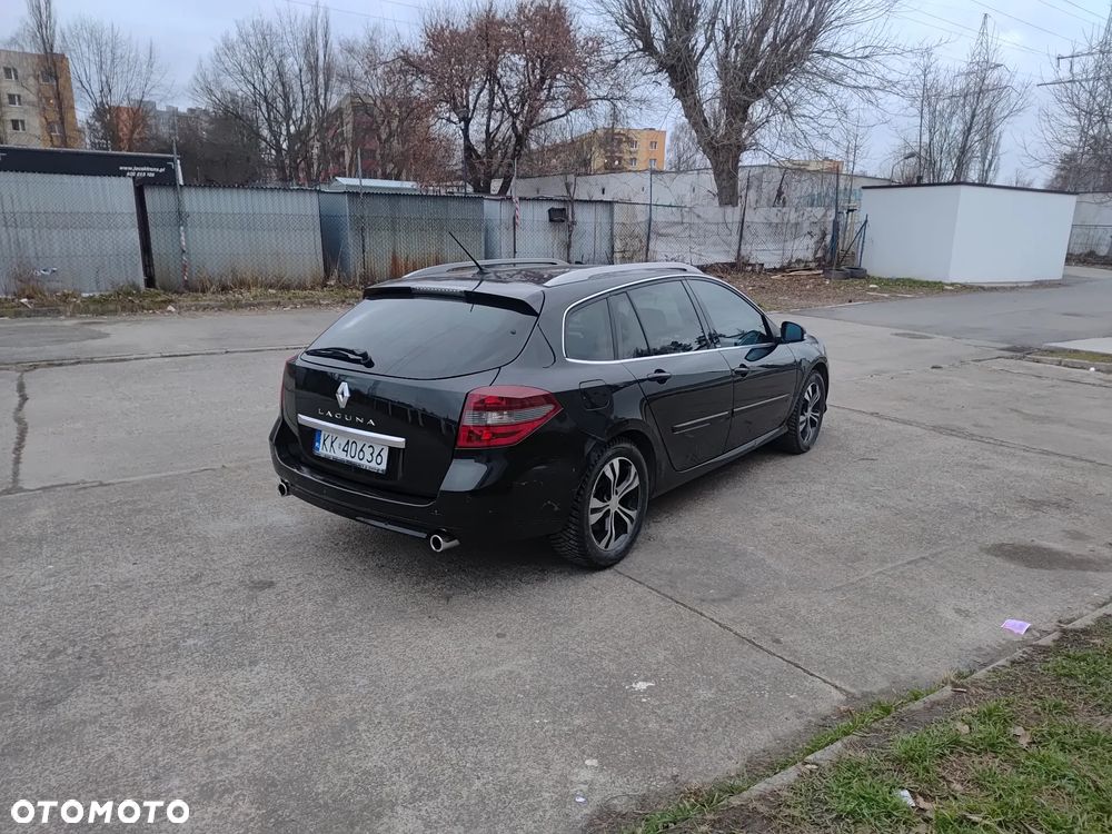 Renault Laguna dCi 150 FAP Start-Stop GT - 10