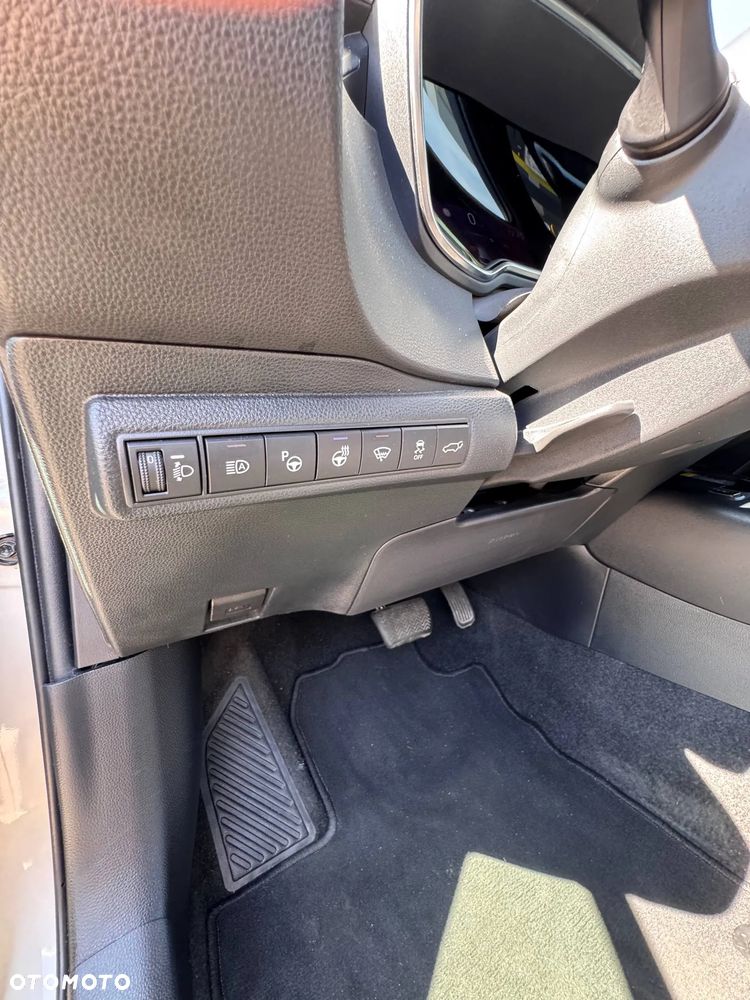 Toyota Corolla 2.0 Hybrid GR Sport - 18