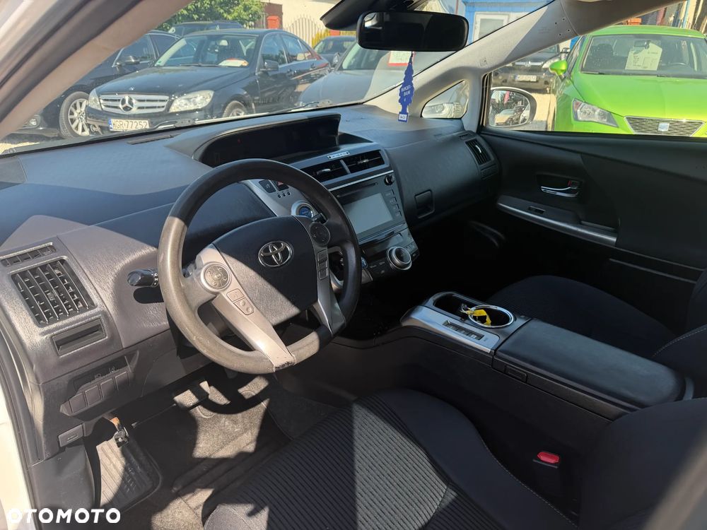 Toyota Prius 1.8 Hybrid Comfort - 14