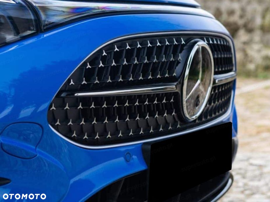 Mercedes-Benz CLA 200 mHEV 8G-DCT - 4