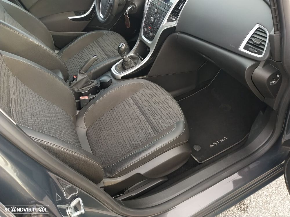 Opel Astra 1.4 Cosmo - 5