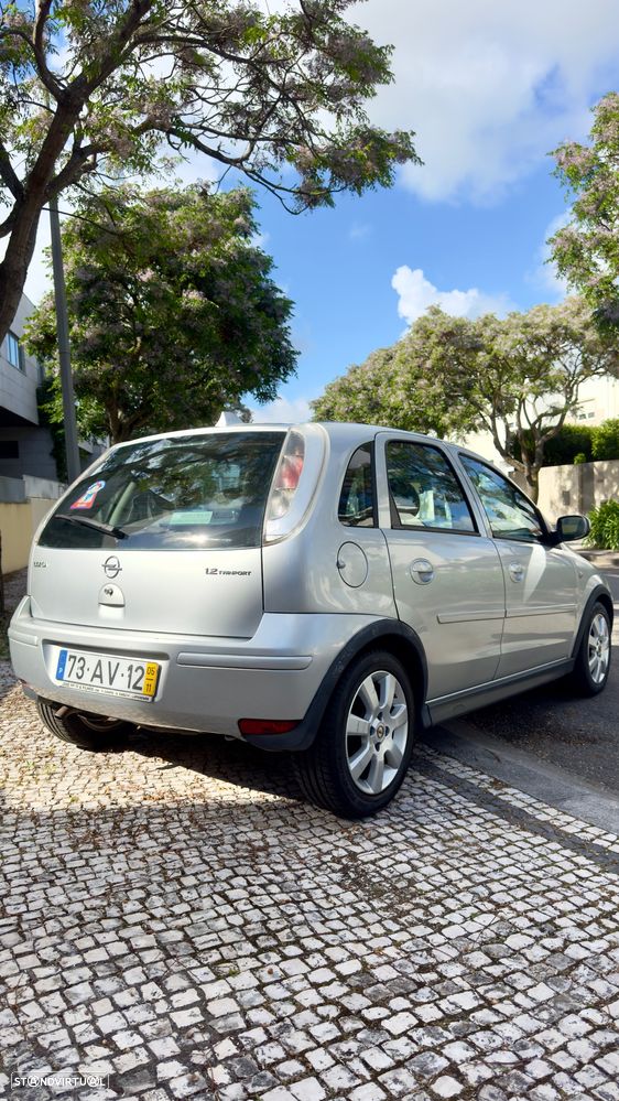 Opel Corsa 1.2 Twinport Enjoy - 5