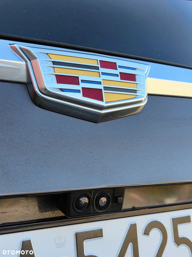 Cadillac Escalade ESV 6.2 V8 AWD AT Premium - 32