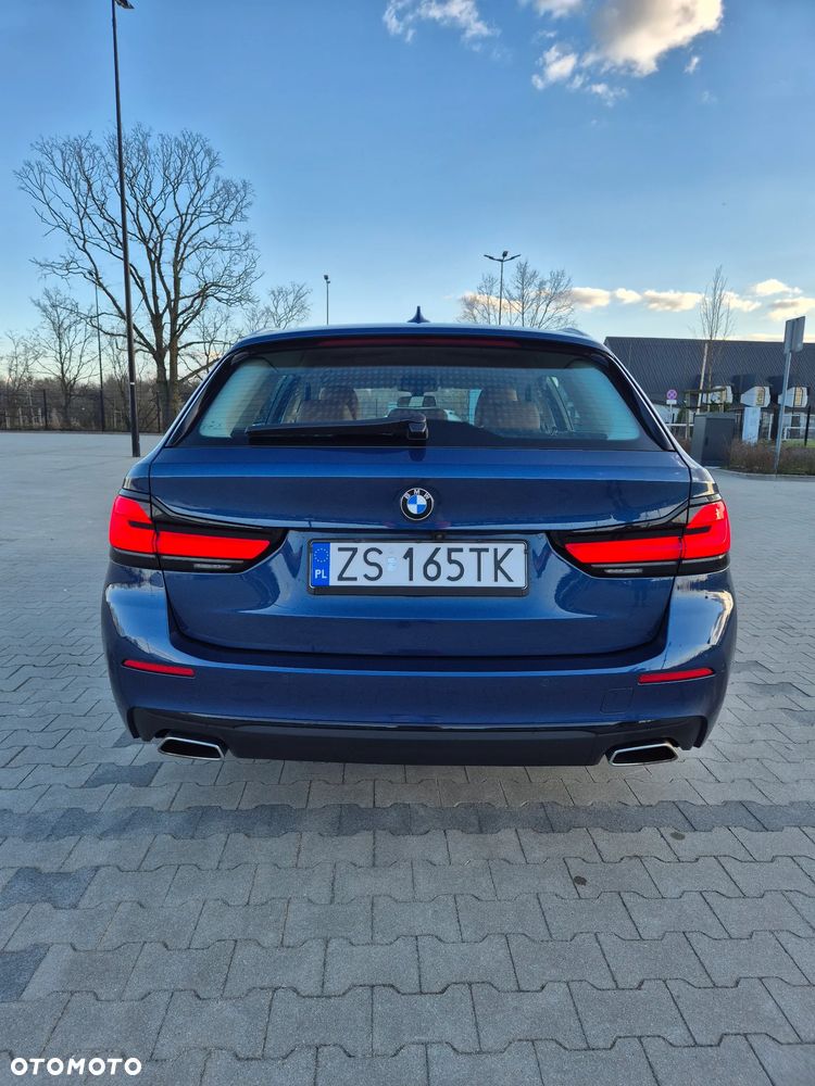 BMW Seria 5 520d Sport Line sport - 4