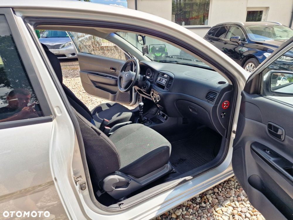 Hyundai Accent 1.6 Style A/C - 14