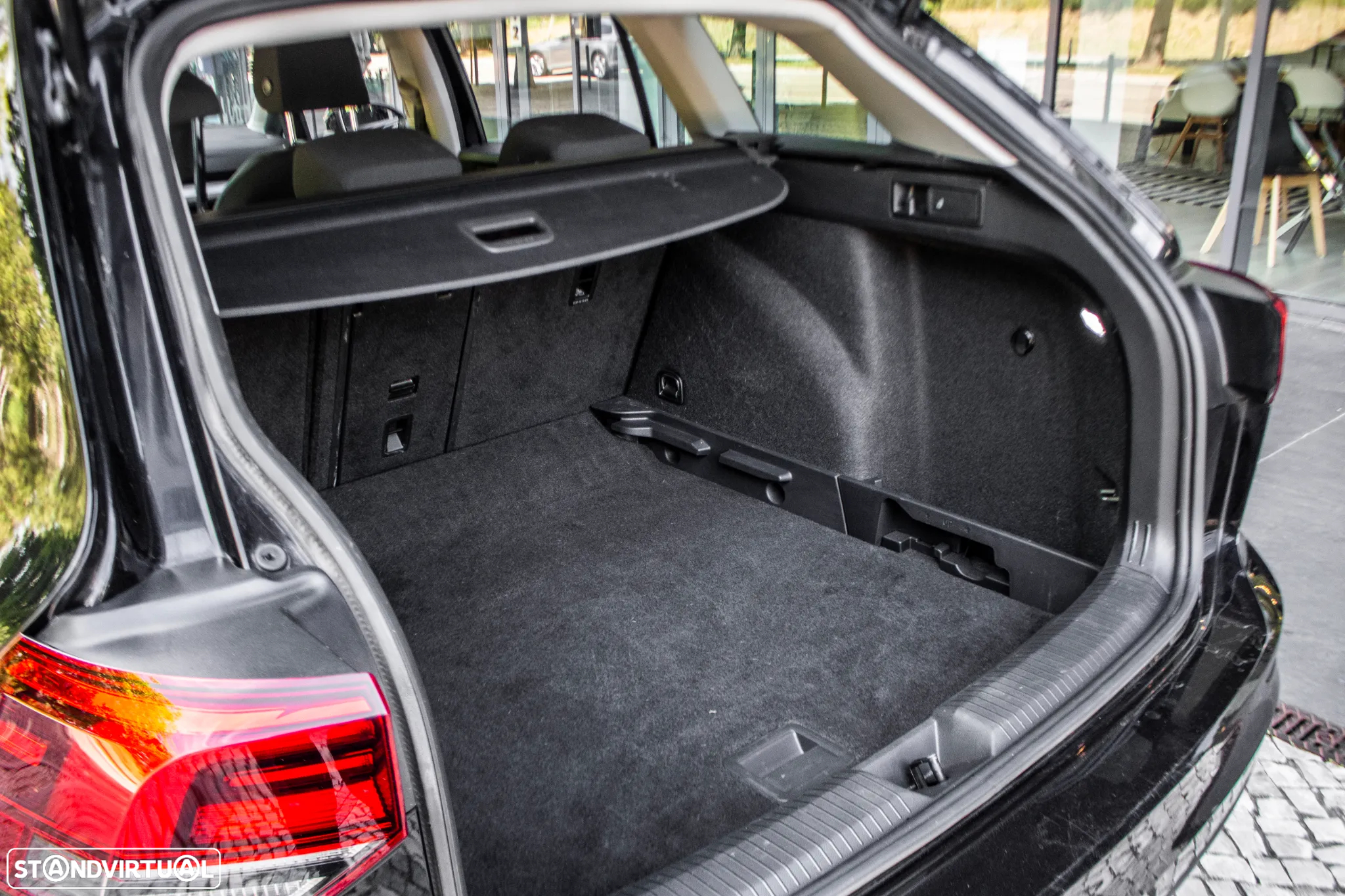 VW Golf Variant 2.0 TDi SCR Life - 32