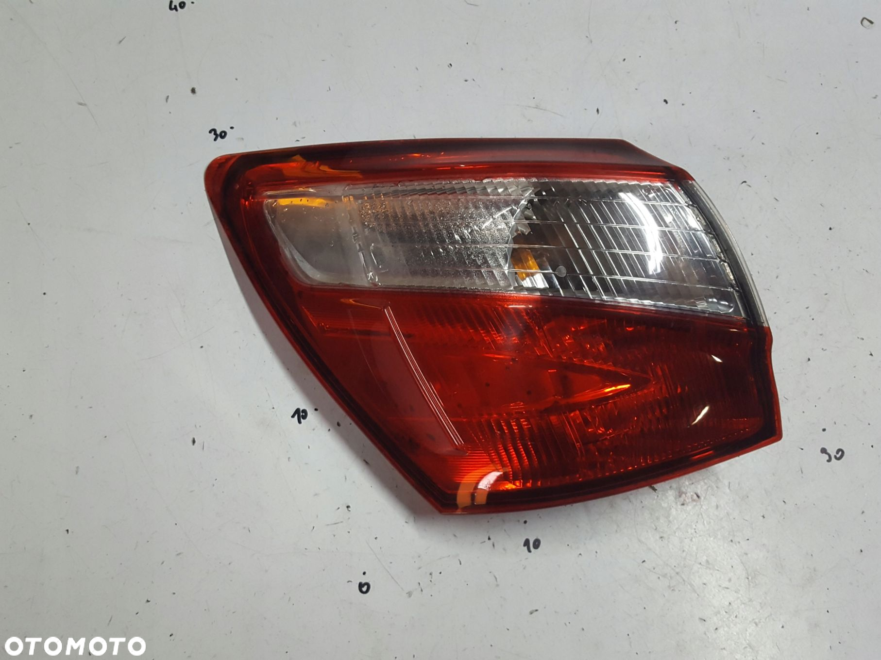 NISSAN QASHQAI I J10 +2 LIFT 10-13r LAMPA LEWA TYŁ TYLNA - 2