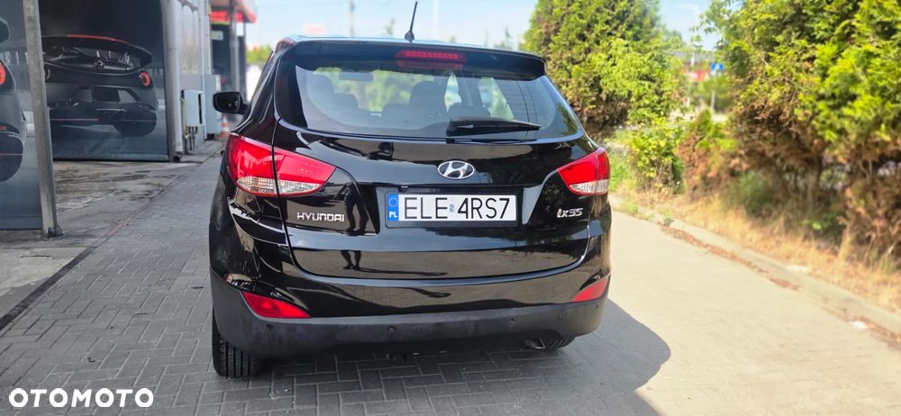 Hyundai ix35 2.0 2WD Trend - 12