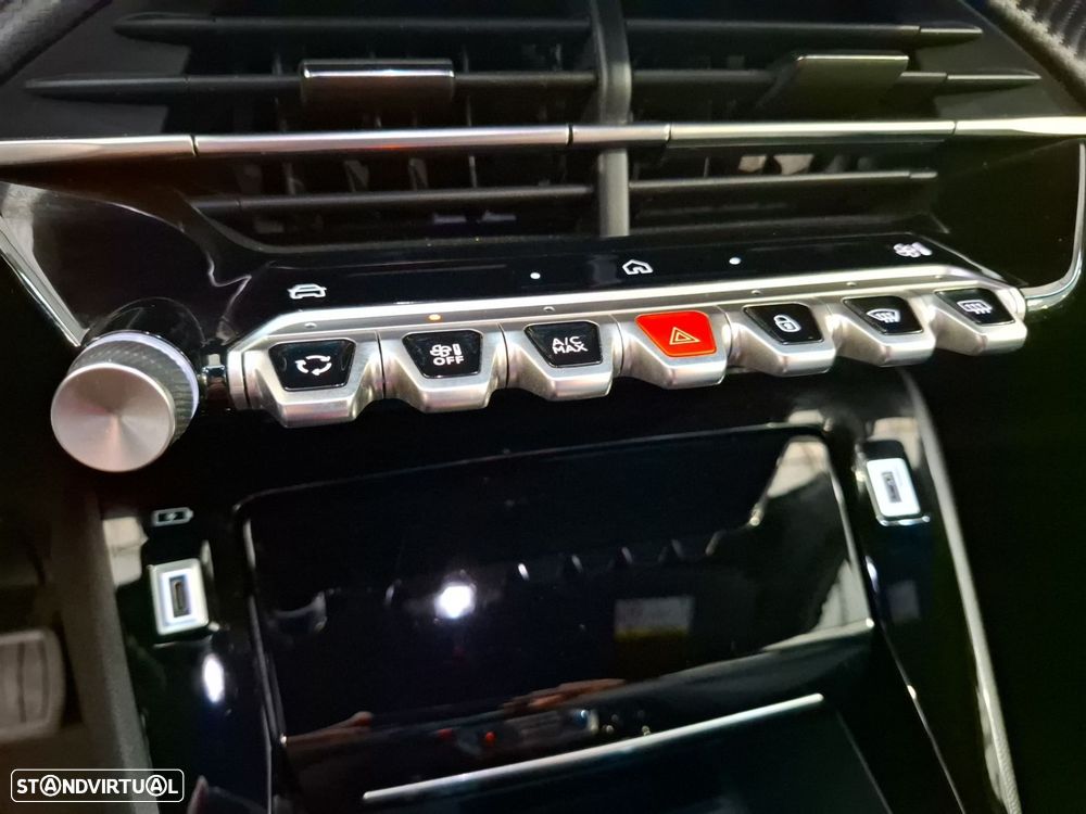 Peugeot 2008 1.2 Hybrid Allure e-DCS6 - 21