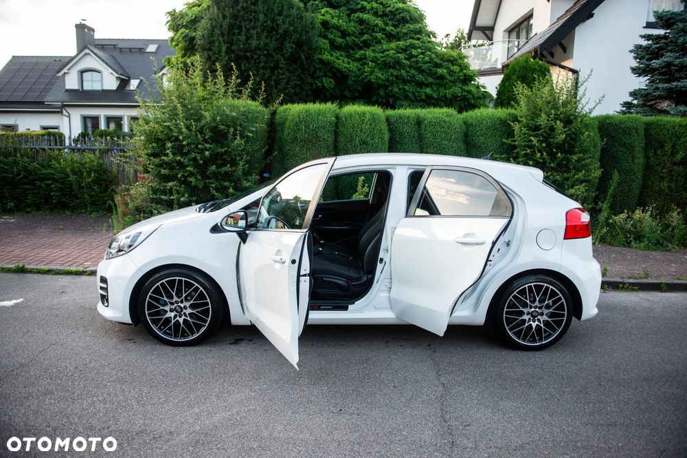 Kia Rio 1.2 Attract - 16