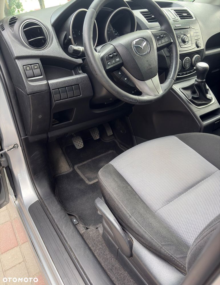 Mazda 5 2.0 Exclusive + - 15