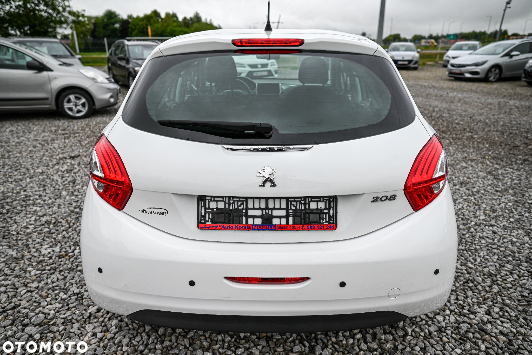 Peugeot 208 - 5