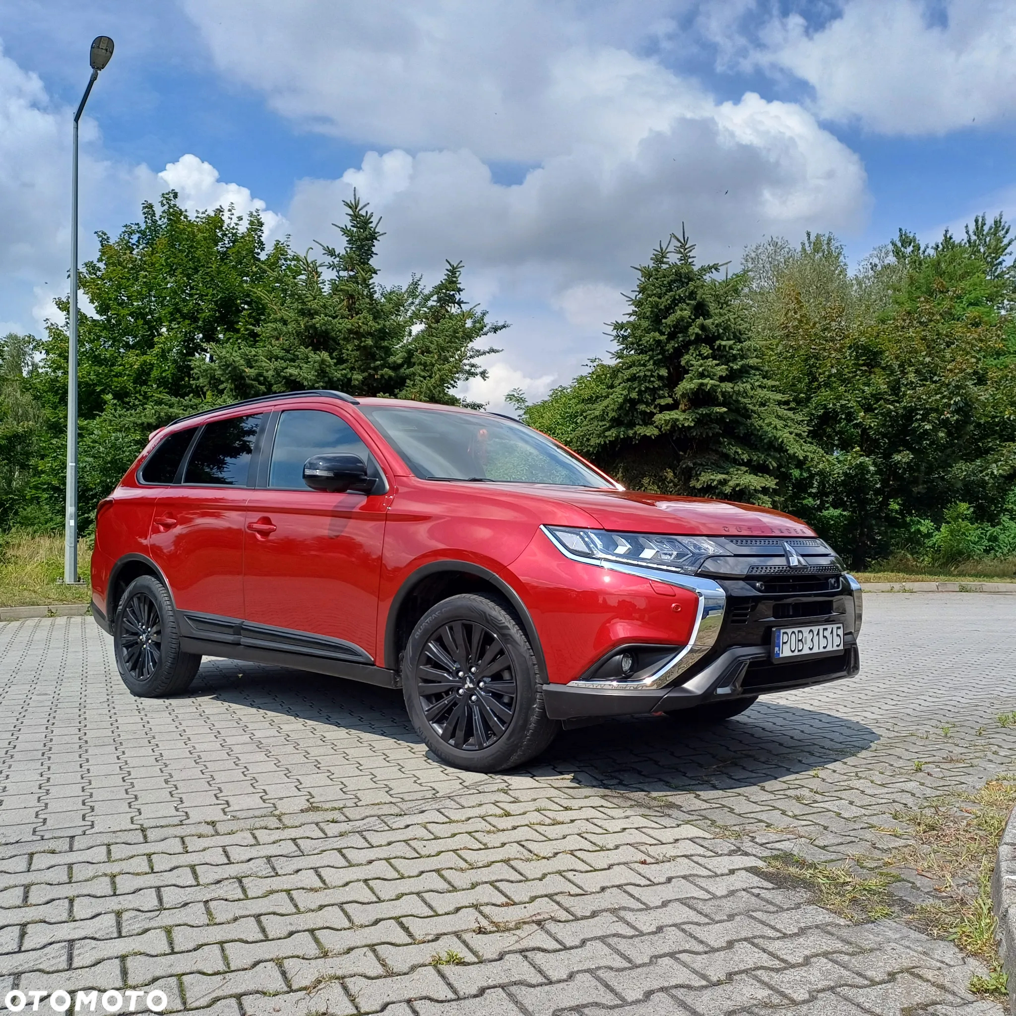 Mitsubishi Outlander - 3