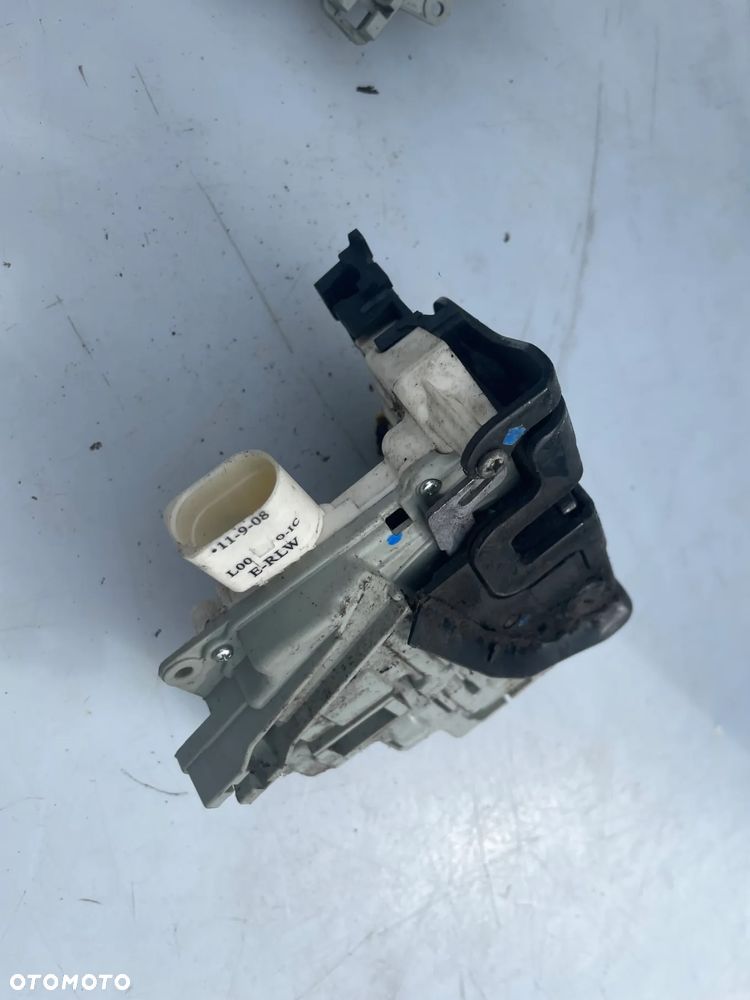 ZAMEK DRZWI LEWY TYŁ SEAT LEON II 1P0839015 - 4