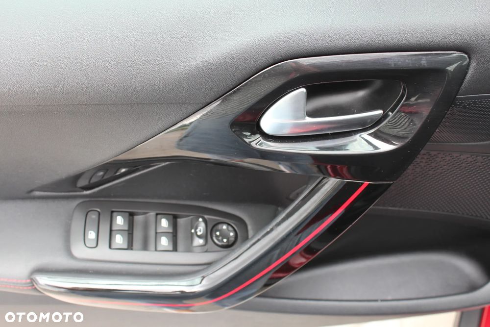 Peugeot 2008 PureTech 110 Stop&Start GT-Line Edition - 8
