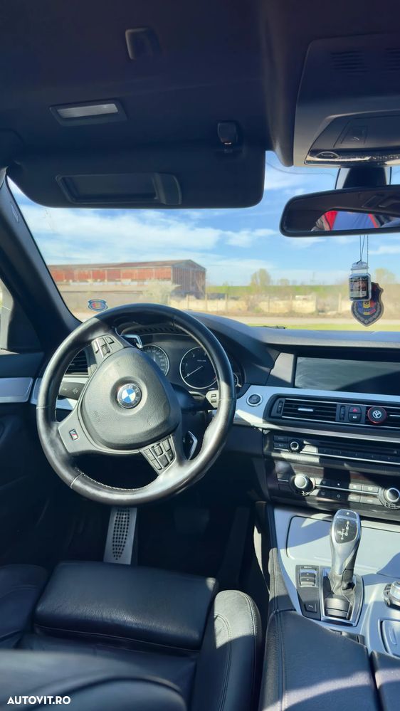 BMW Seria 5 520d - 27