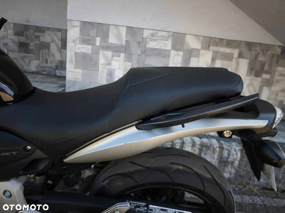 Honda Hornet - 20