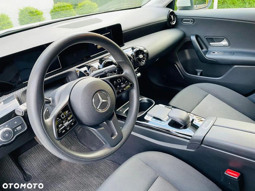 Mercedes-Benz Klasa A 180 d 7G-DCT - 3