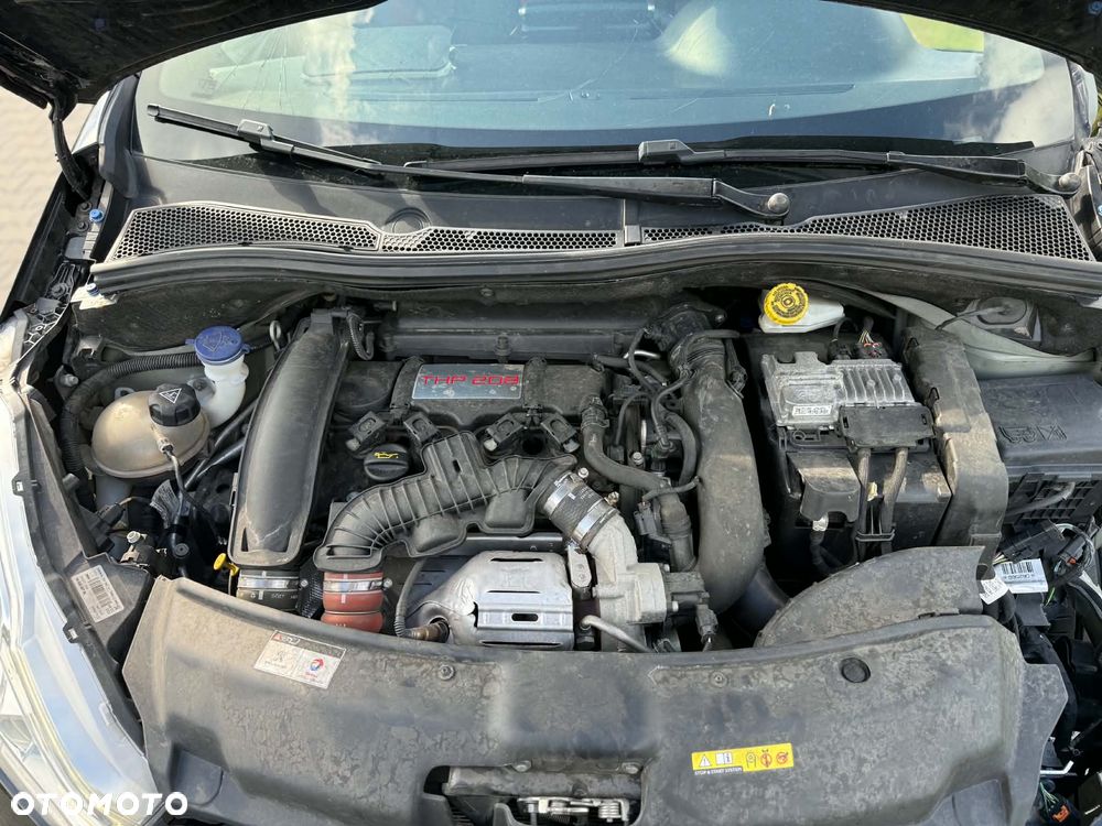 Peugeot 208 1.6 e-THP GTi S&S - 11