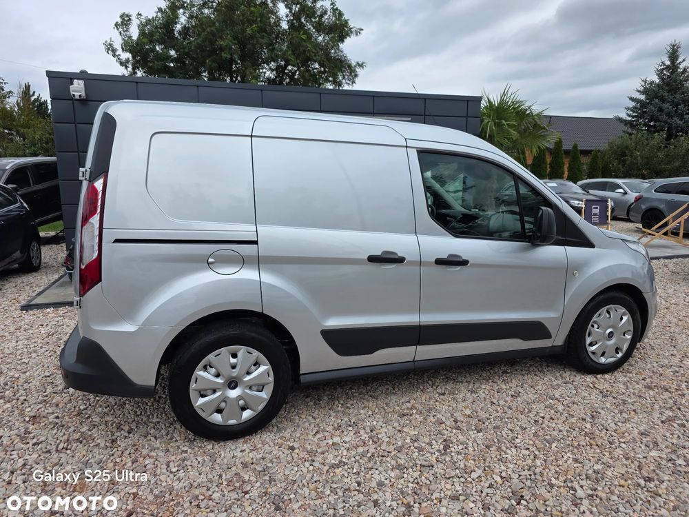 Ford Transit Connect - 15