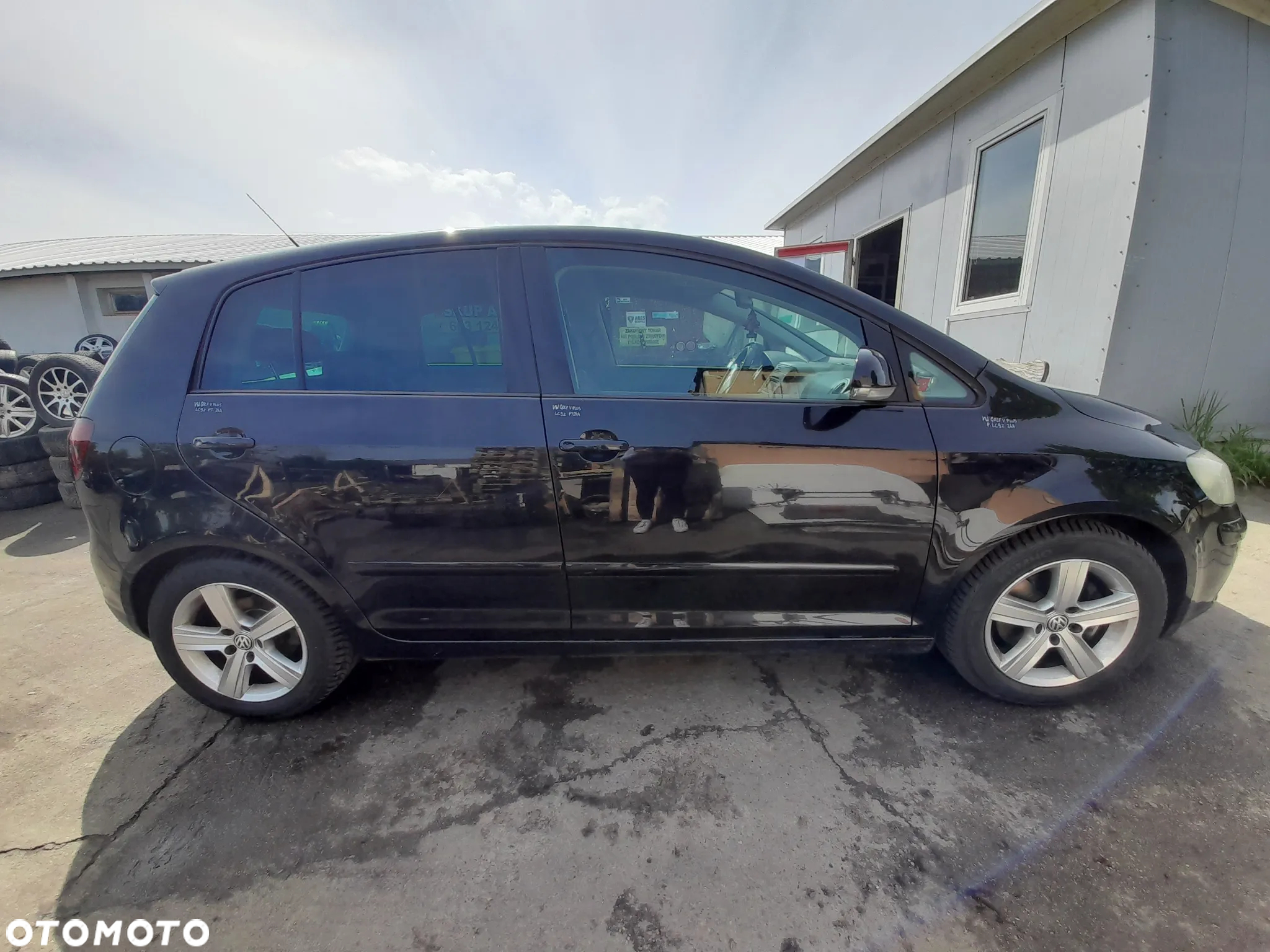 VW GOLF V PLUS KOMPLET BOCZKÓW DRZWI BOCZKI BOCZEK TAPICERKA - 28