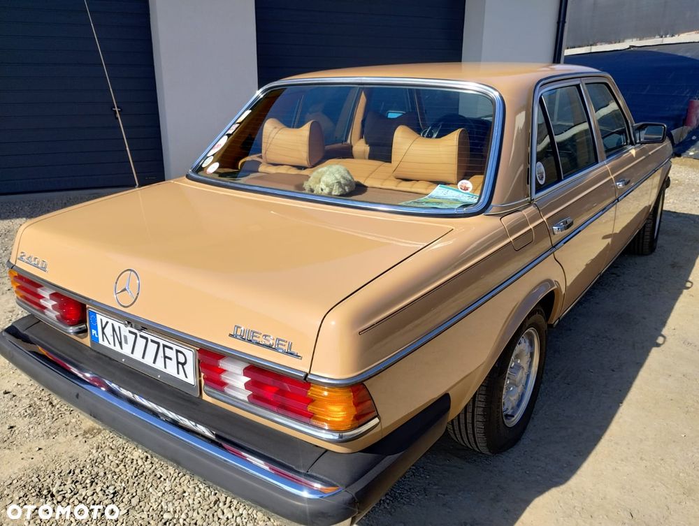 Mercedes-Benz W123 - 5