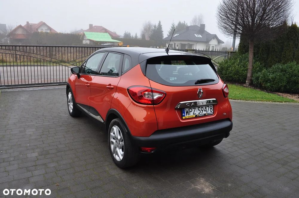 Renault Captur - 16