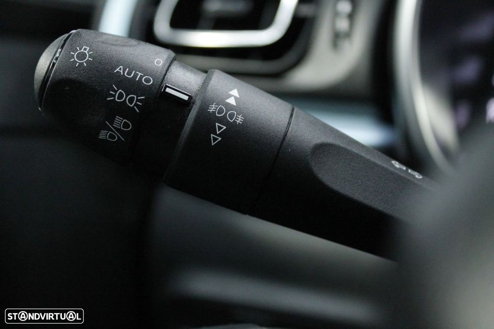 Citroën C3 1.2 PureTech Shine EAT6 - 25