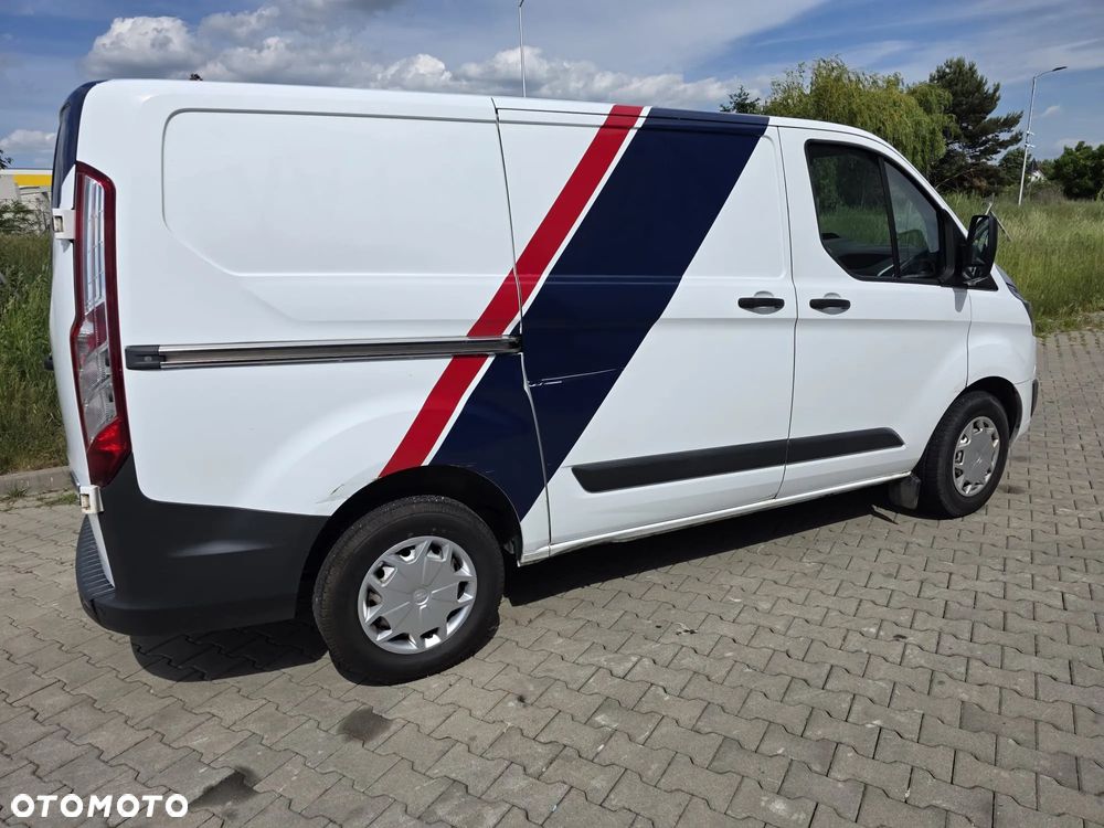 Ford TRANSIT CUSTOM - 10