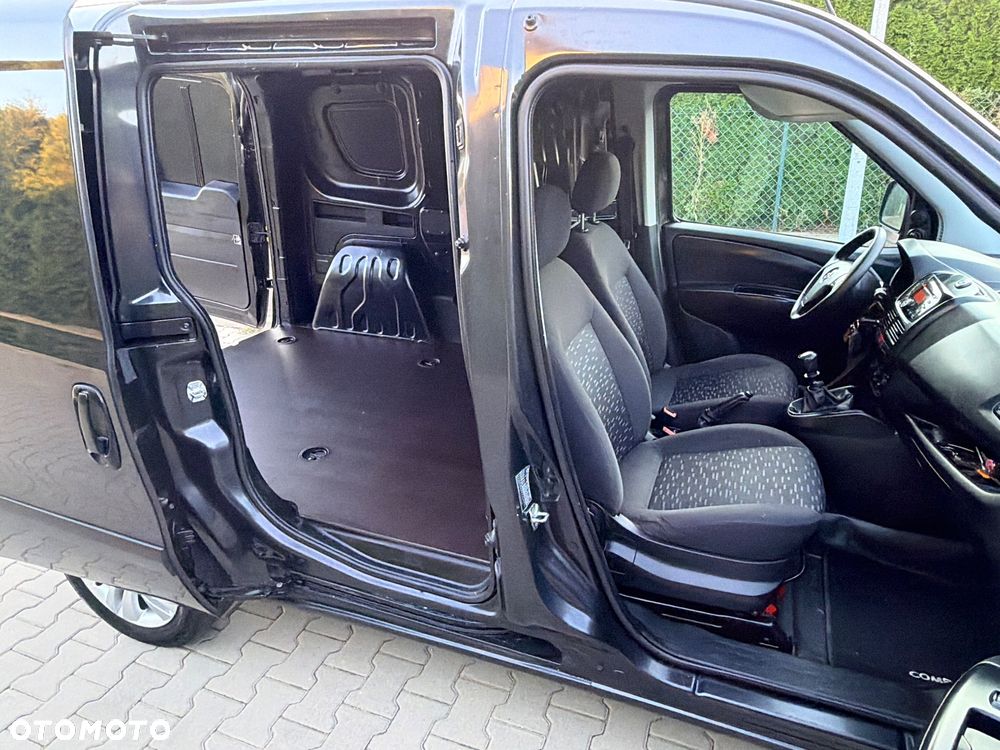 Opel Combo - 29