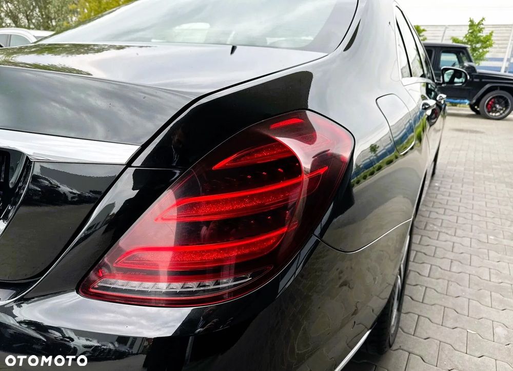 Mercedes-Benz Klasa S 400 d 4-Matic 9G-TRONIC - 27