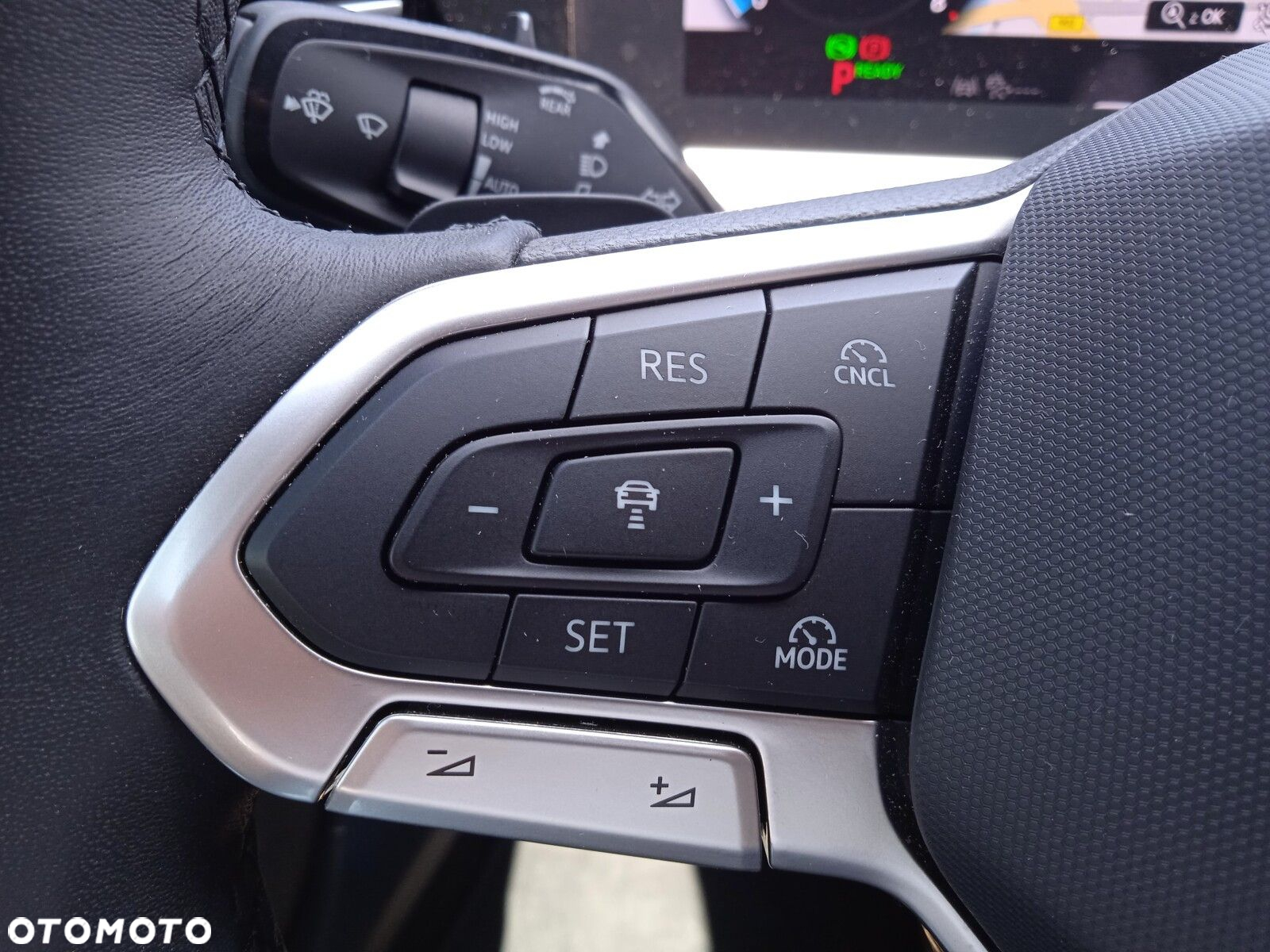 Volkswagen Passat 1.5 TSI EVO Elegance DSG - 21