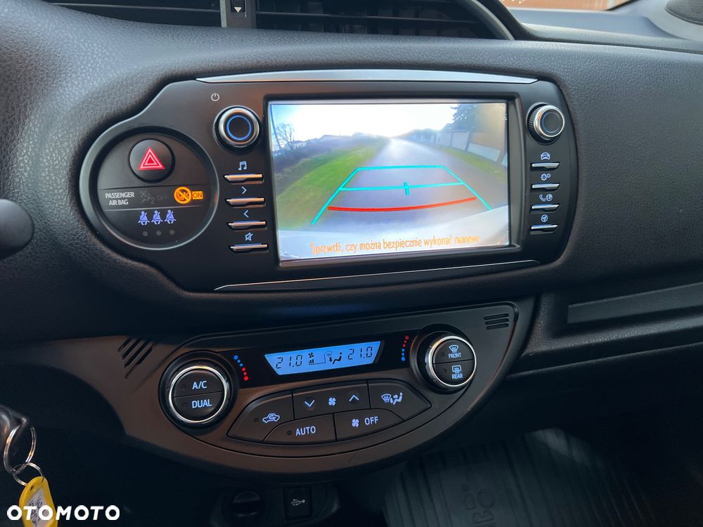 Toyota Yaris 1.5 VVT-i Selection - 7