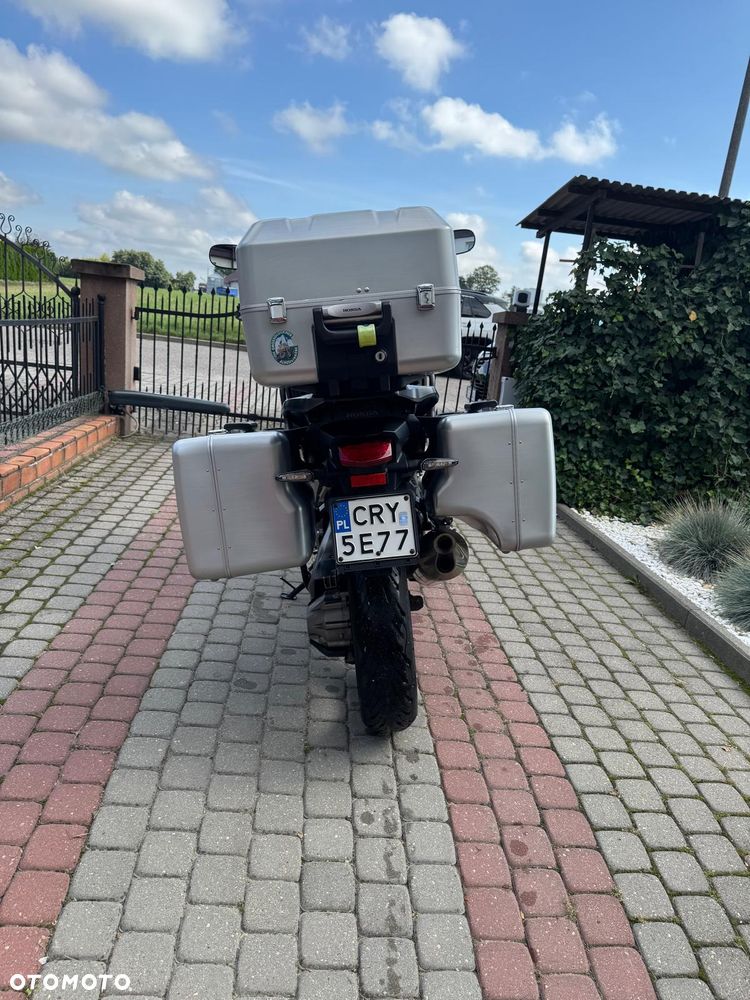 Honda VFR - 5