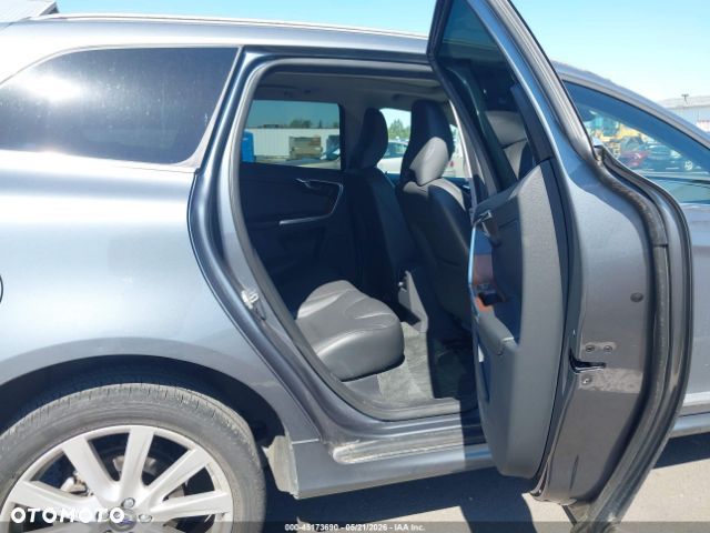 Volvo XC 60 - 6