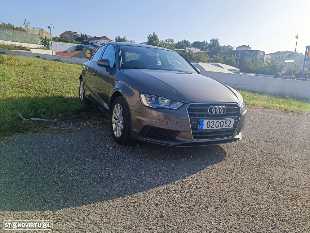 Audi A3 Limousine 1.6 TDI Advance - 1
