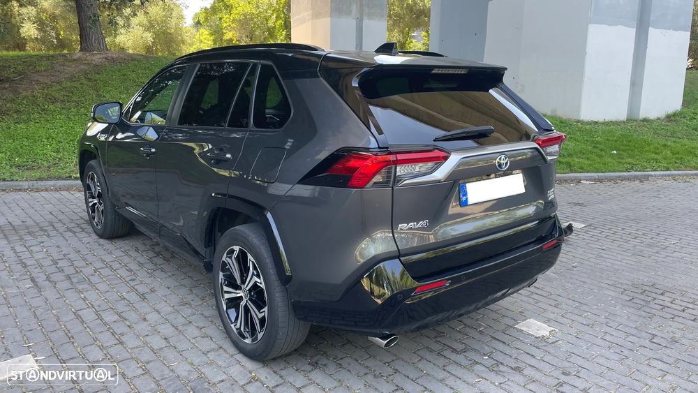 Toyota RAV4 2.5 HDF Plug-in Square Co.AWD-i - 1