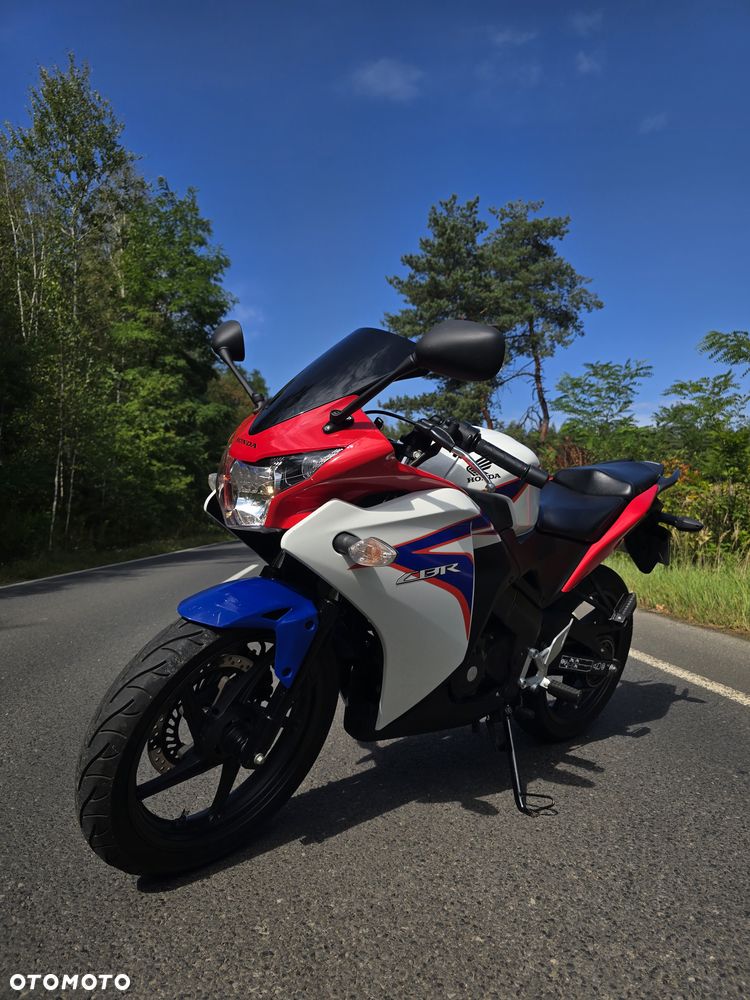 Honda CBR - 7