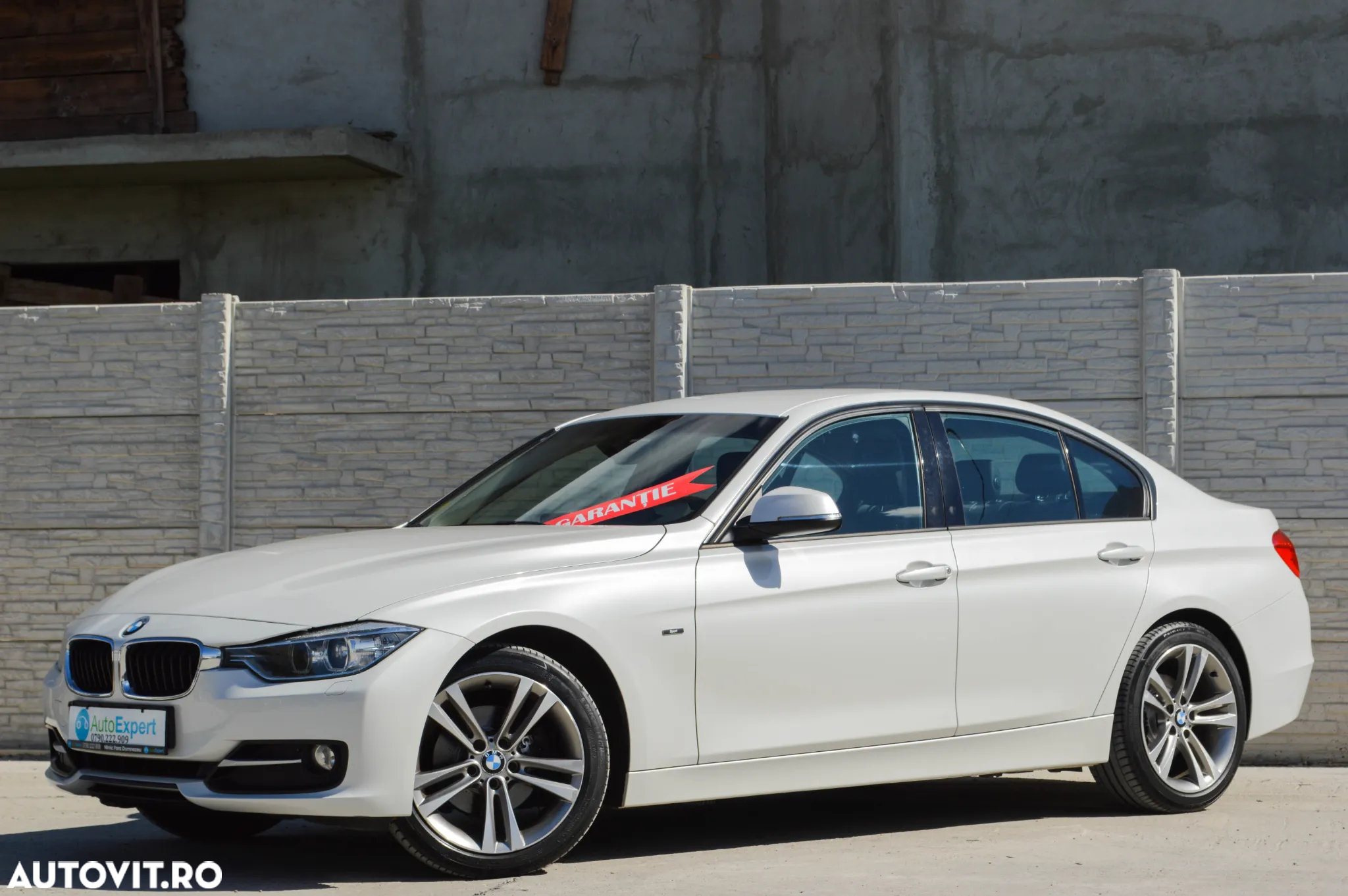 BMW Seria 3 - 34