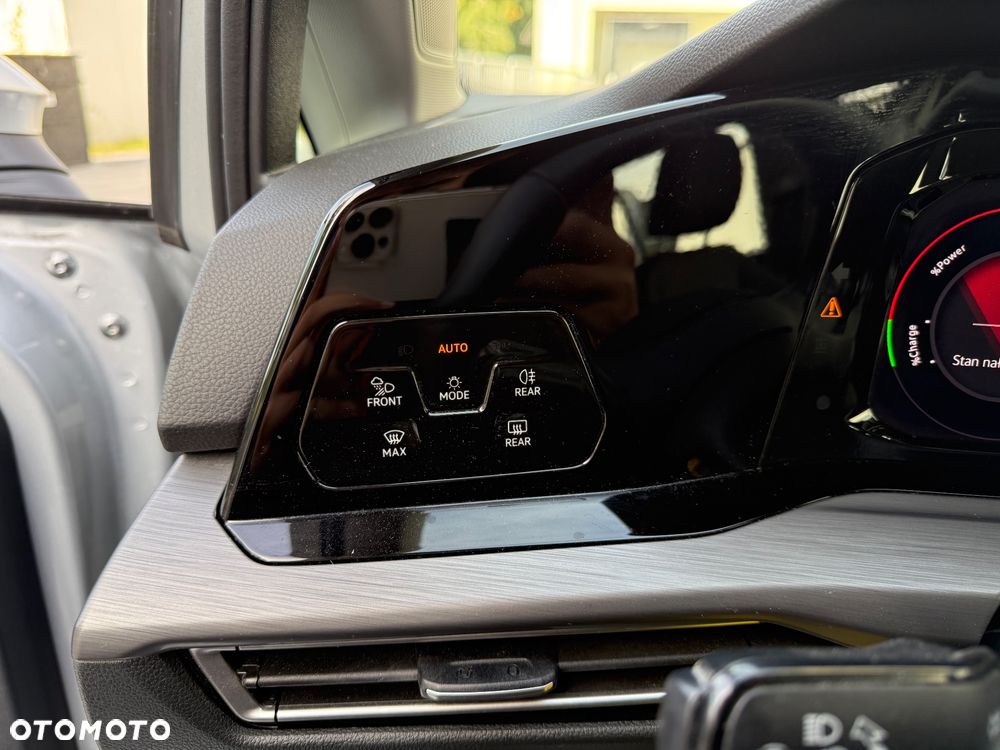Volkswagen Golf VIII 1.4 TSI Plug-In Hybrid Style DSG - 28