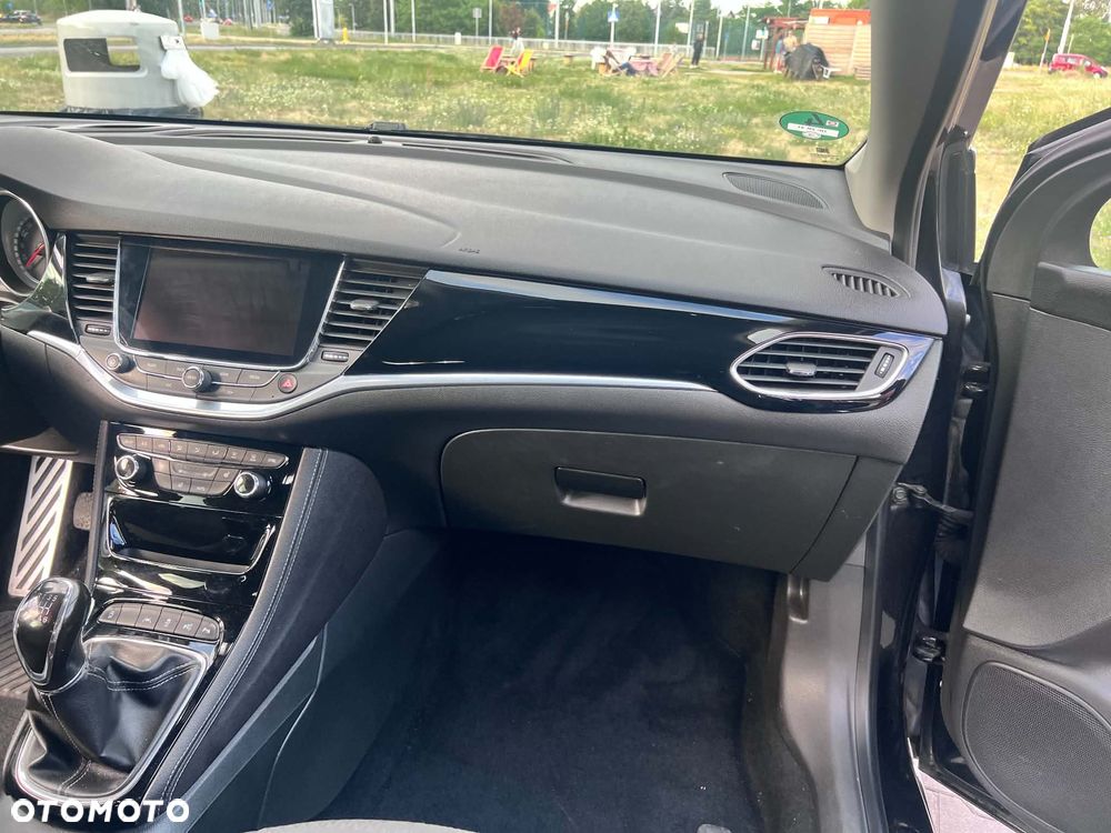 Opel Astra 1.6 BiTurbo D (CDTI) Start/Stop Innovation - 8