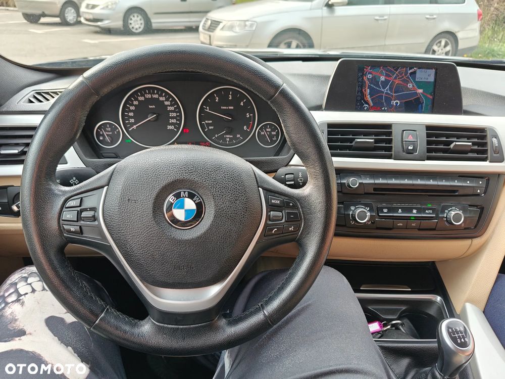 BMW Seria 3 320d - 6