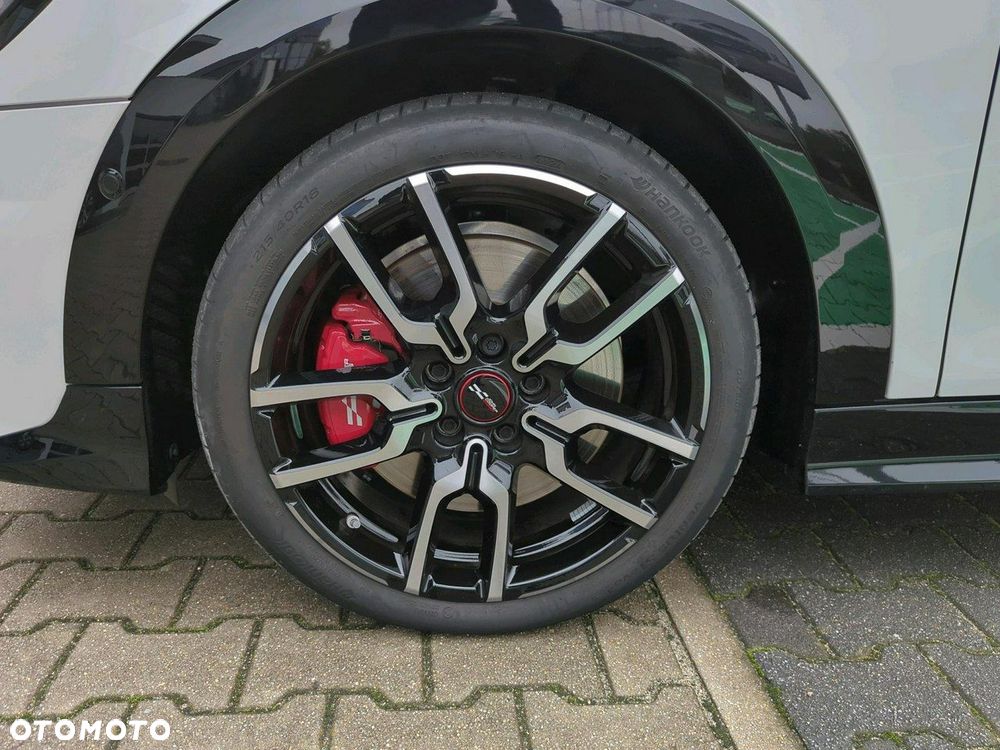 MINI John Cooper Works - 11