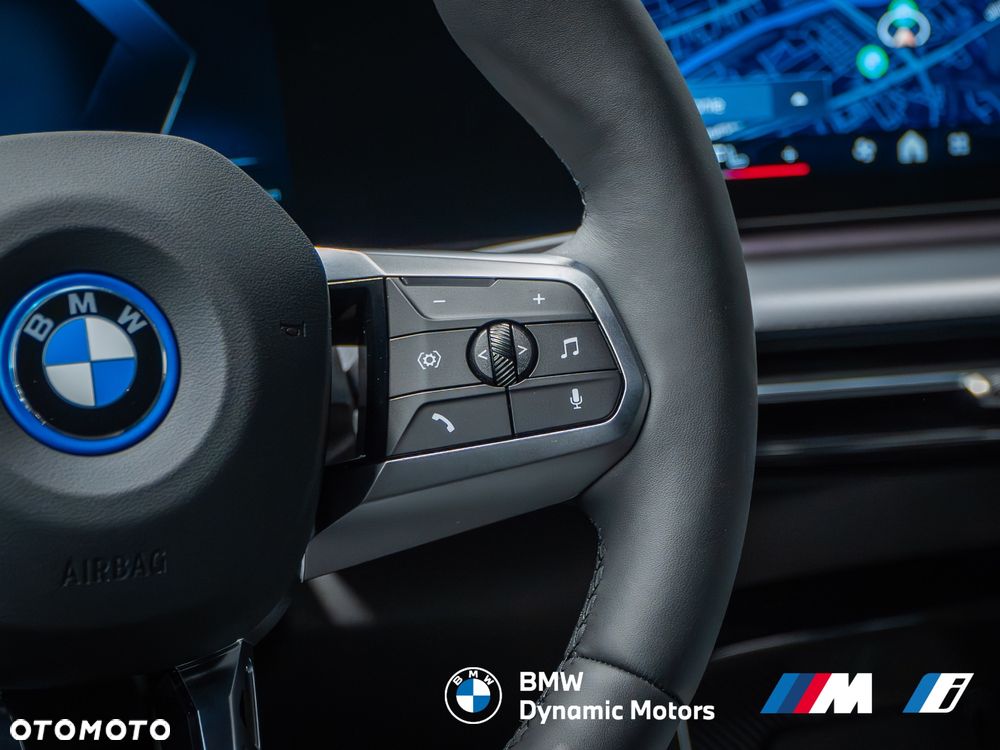 BMW iX2 eDrive20 - 26