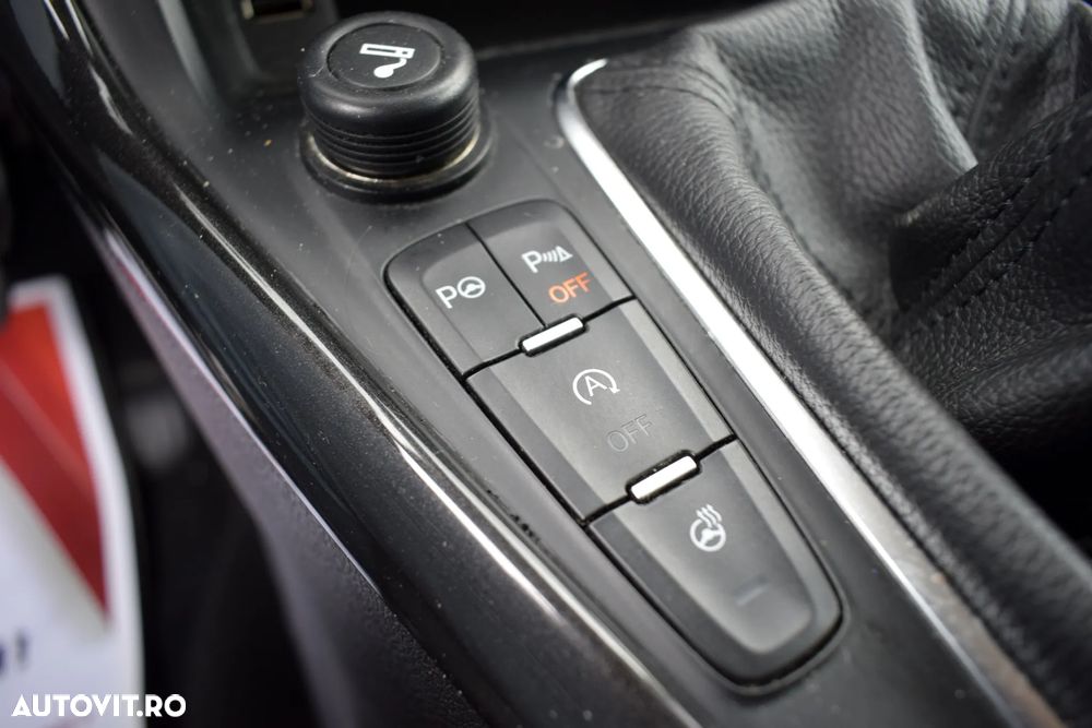 Ford Focus 1.6 TDCI DPF Start-Stopp-System Titanium - 15