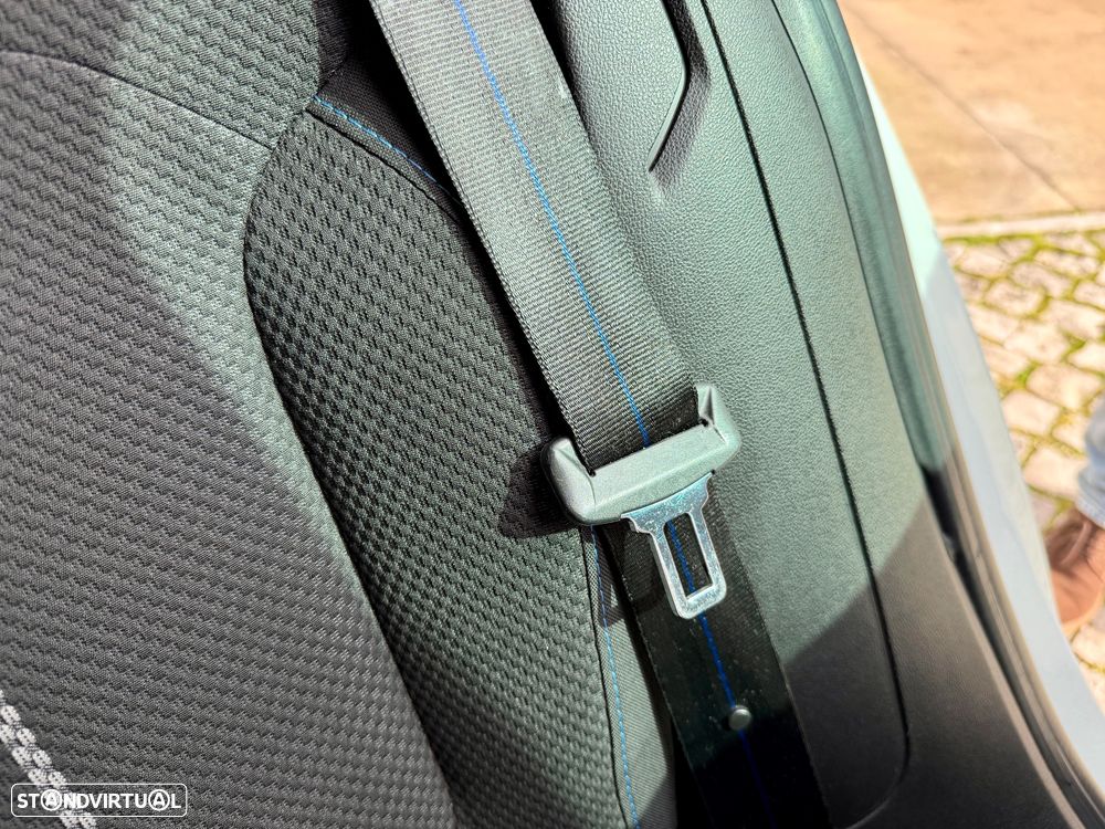 Renault Mégane 1.5 dCi GT Line J18 - 10